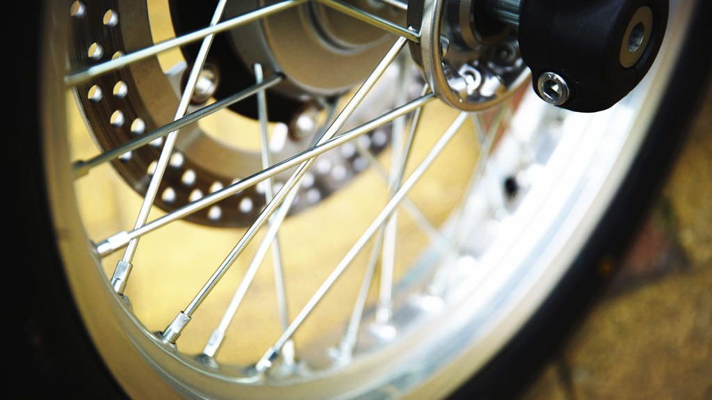 川崎z900rs与w800对比,川崎w800深度评测