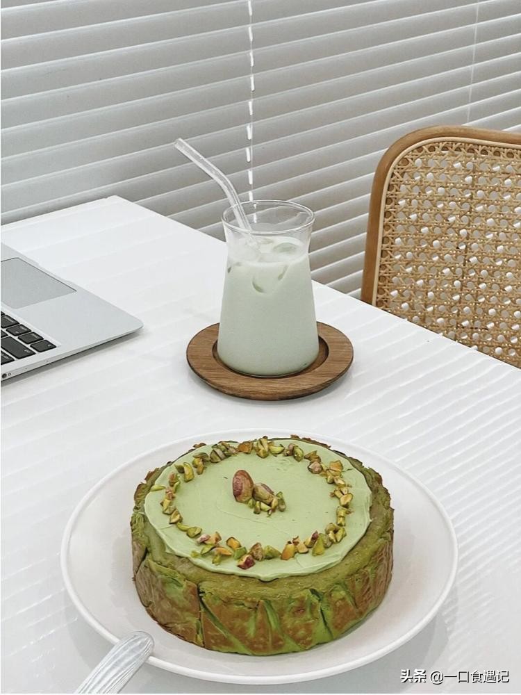 开心果坚果粒蛋糕,开心果蛋糕真的很好吃