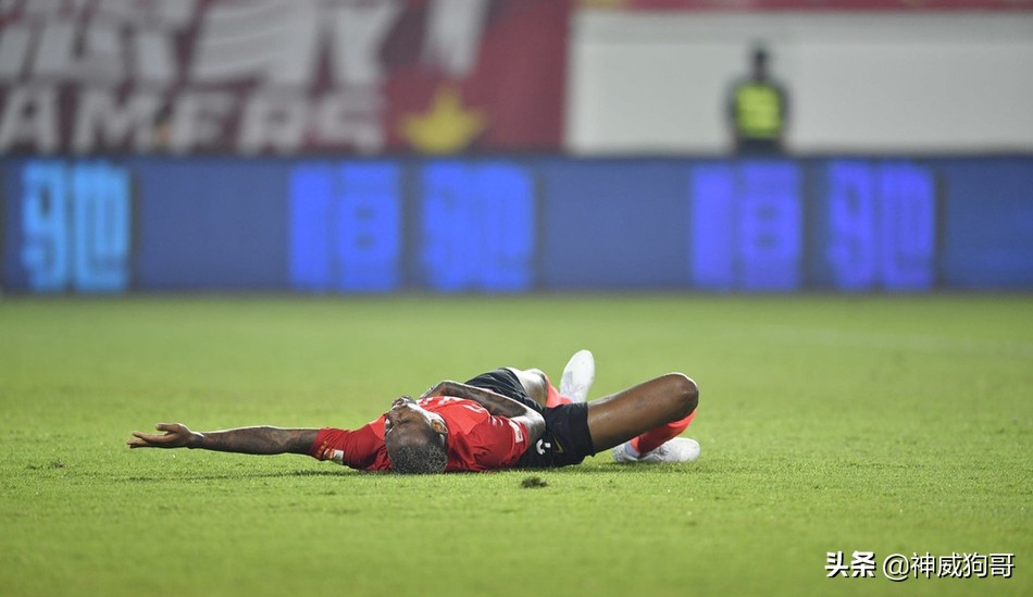 土耳其球队又要买塔利斯卡？这一次或是真的，他和球队互相不满