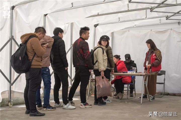 早知道这么坑,我才不来上海打工