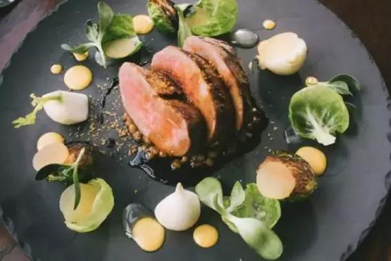 埃德蒙顿vs卡尔加里,阿省卡尔加里