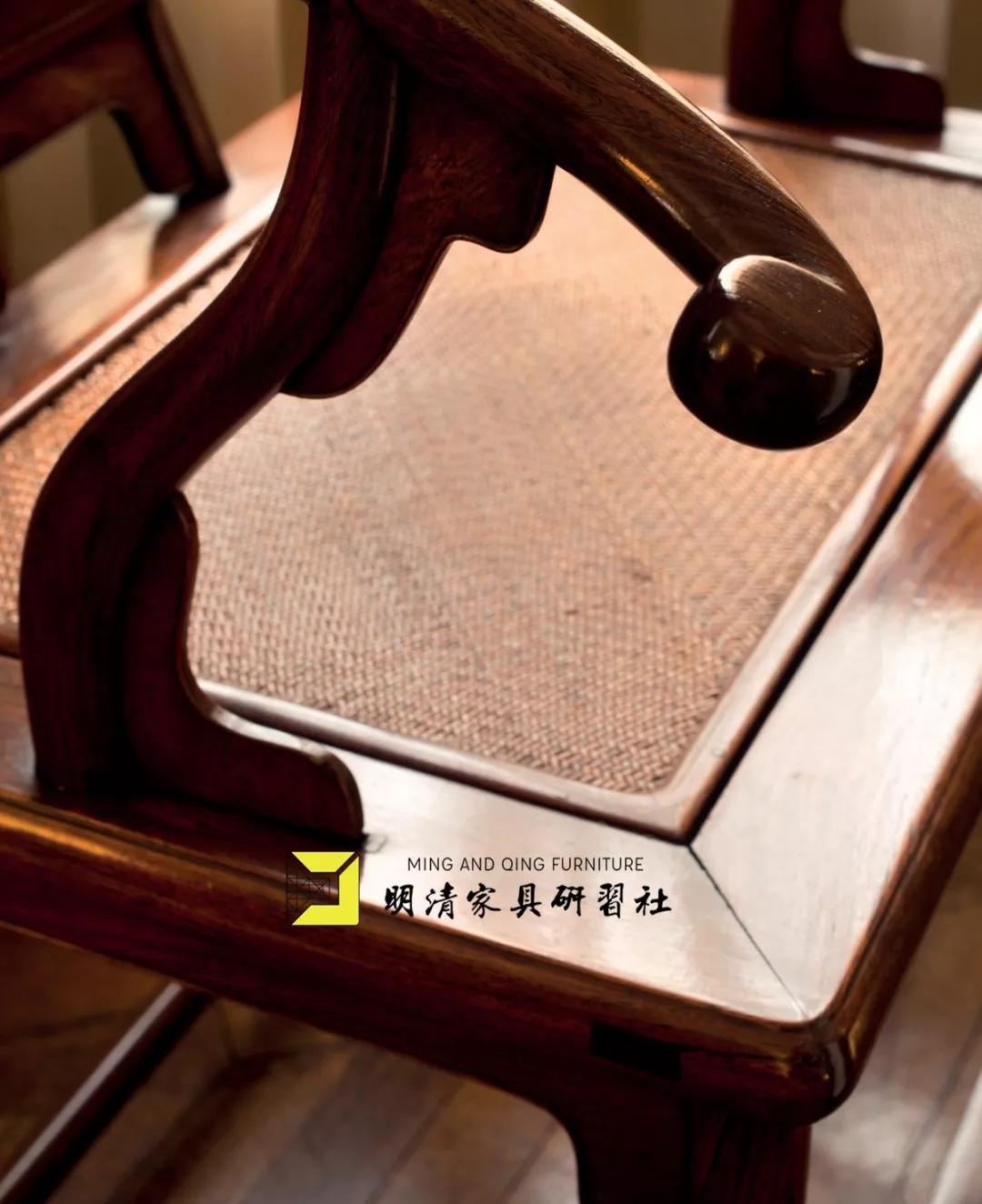 家具中的变形金刚