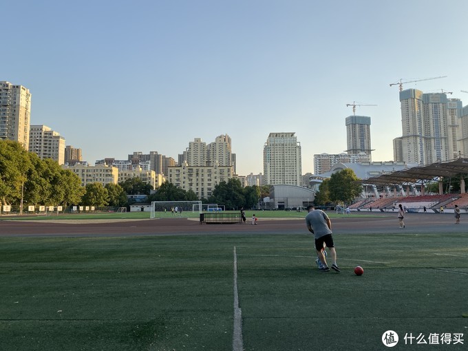 iphone11pro看视频清晰度,iphone11pro和iphone12