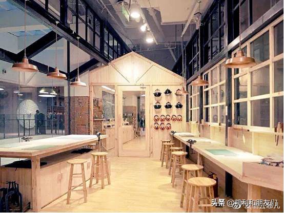 爱丽去哪儿玩转儿童职业体验乐园,爱丽去草莓农场摘草莓