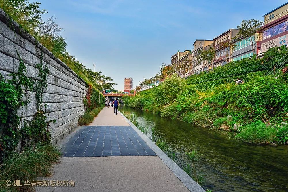 〖丈量城市〗大拆小建的「生态经济学」：清溪川