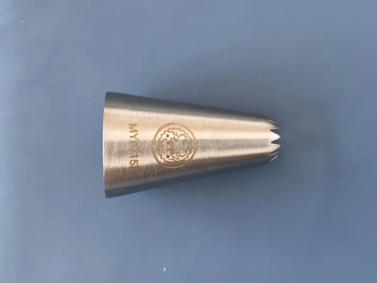 没有裱花袋裱花嘴泡芙奶油怎么挤,奶油裱花嘴怎么自做