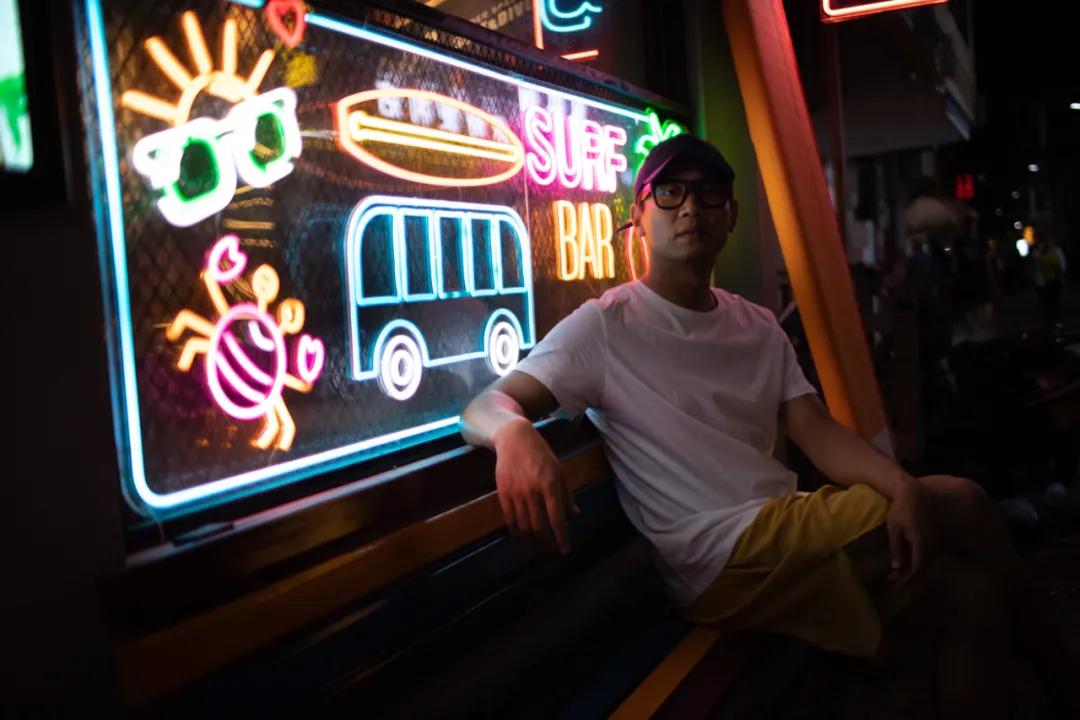 三亚后海村冲浪蹦迪,三亚后海村蹦野迪