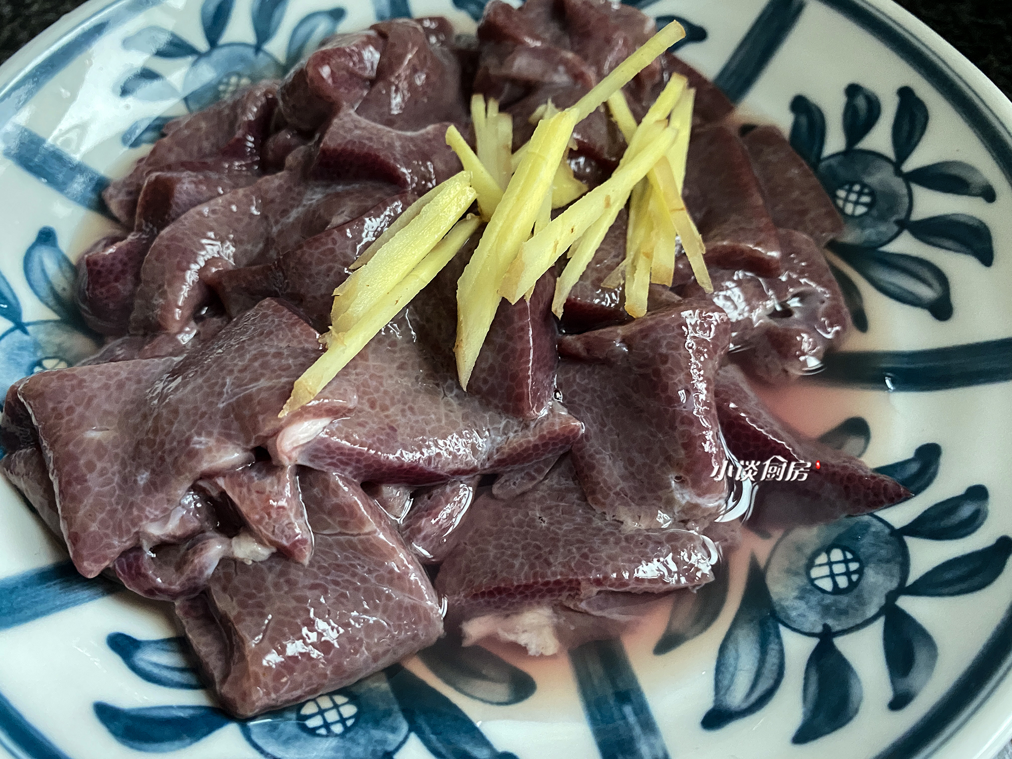 用眼多度，记得喝这碗“护眼汤”，富含维生素A，学生*党**要常喝