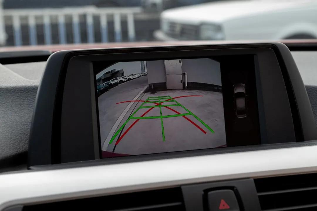 新款宝马320li运动值不值得买,用a级的价格拥有一台bba车型