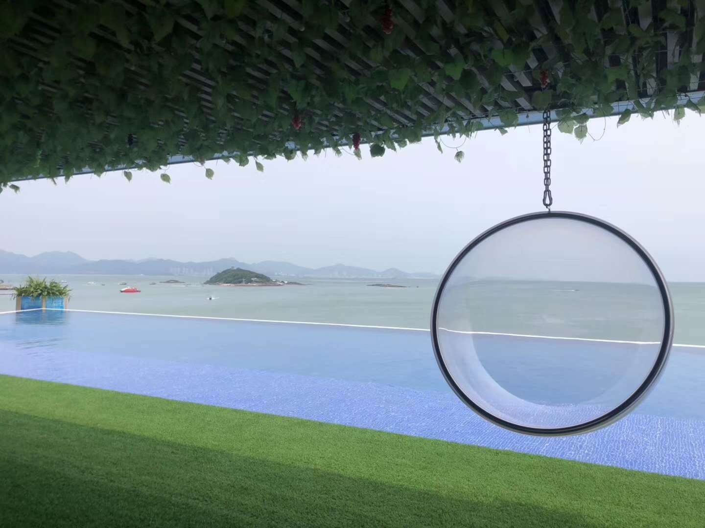 惠州双月湾网红无边际游泳池,惠州大亚湾泡泡海岸