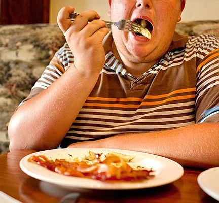 争议不休的糖精，和减脂神器代糖，它们为何是“祖孙关系”？