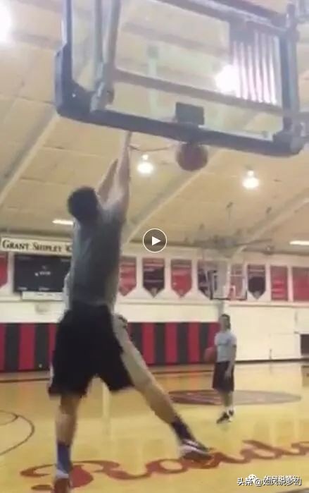梦幻西游：专访159第一女儿村小哥，身高195，NCAA联赛国产小前锋