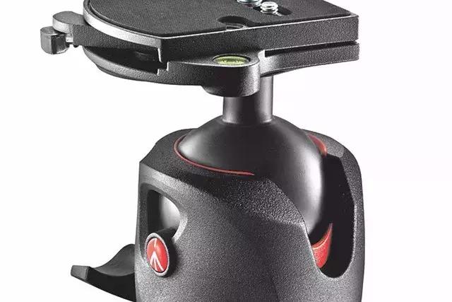 拍鸟三脚架什么品牌好,怎么挑选三脚架的高度