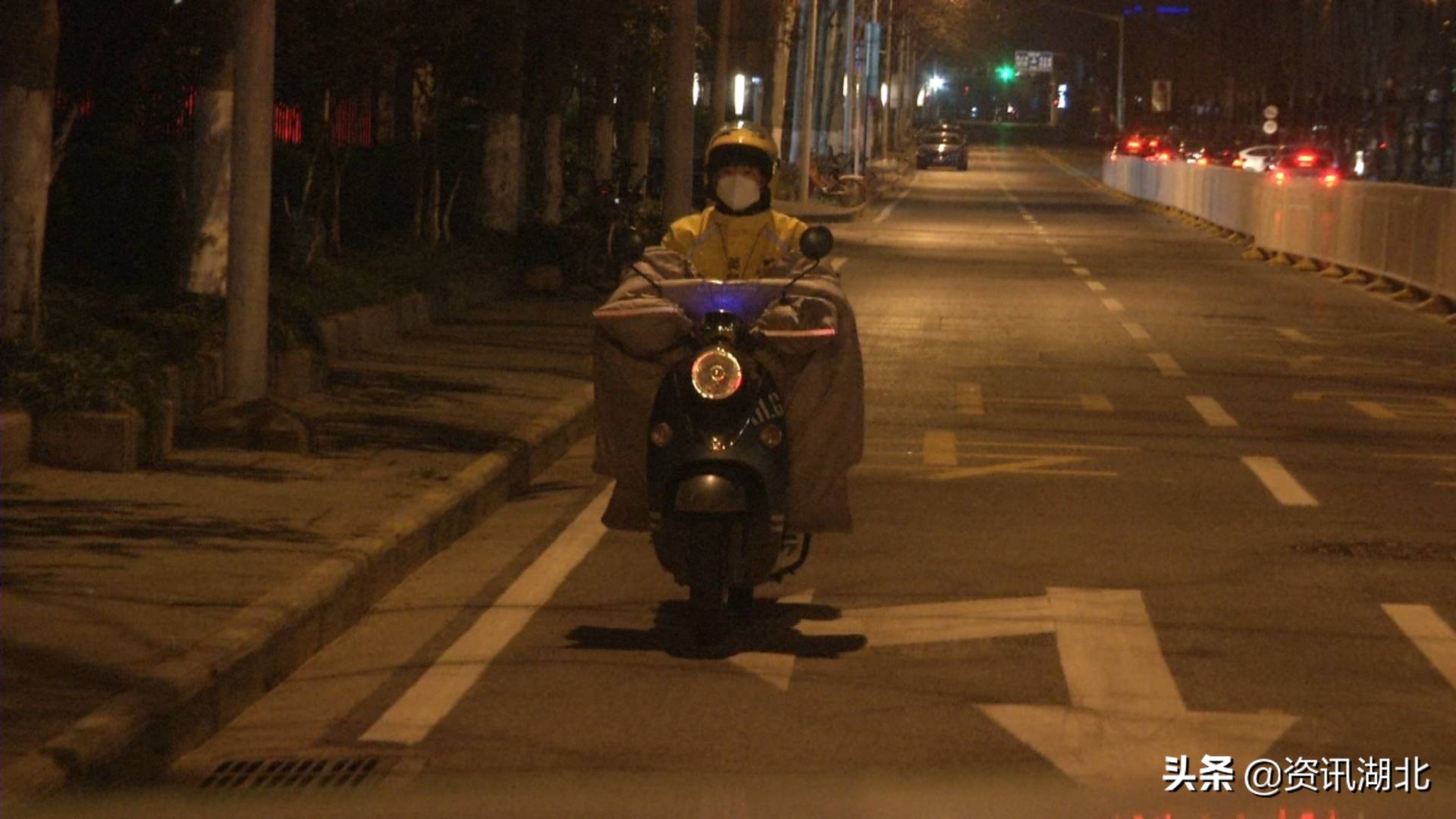 我在武汉|何文文：白加黑外卖小哥一天送餐200多份