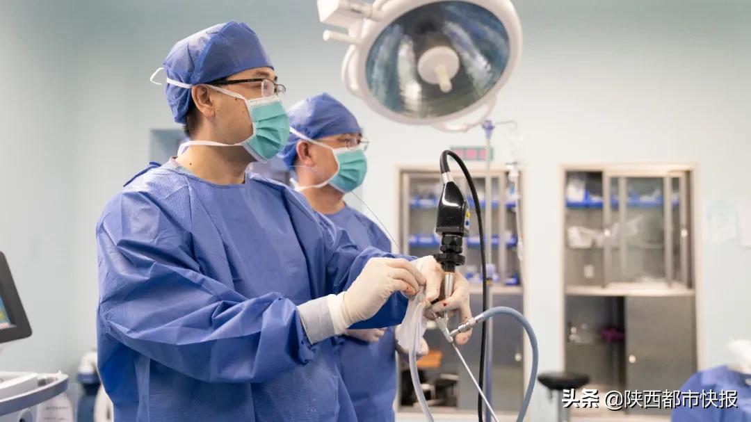 右肾萎缩左肾有结石,左肾萎缩二十几年了右肾长满结石