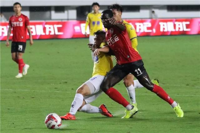 中甲球队分红40万，足协稳赚不赔，未来呢？