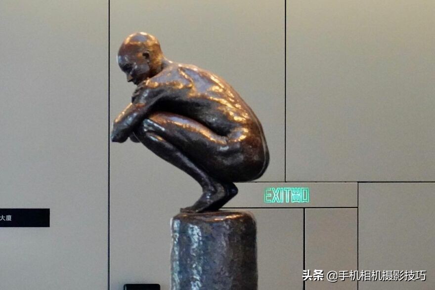 他被称为香港街拍之王：每一张照片都难以复制，诀窍在哪？