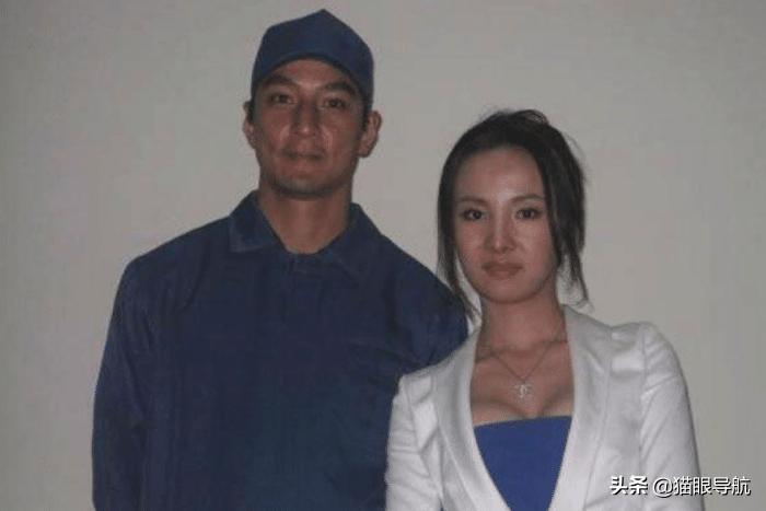 干露露为什么突然凉了?曾与大咖关系亲近,如今发文:孤枕难眠