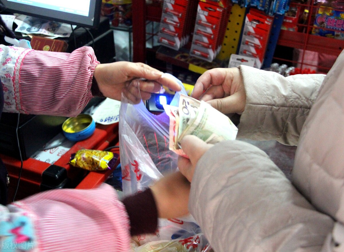 山东一家超市一年狂赚5000万,一元100瓶啤酒如何盈利