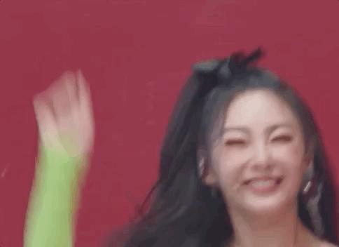 “浪姐”江湖里的捧场王,真诚又圈粉的夸人模式你get到了吗?