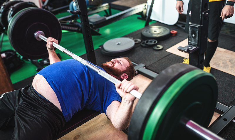 怎样轻松减下小肚子并练出腹肌,男生怎么减腹部小肚子