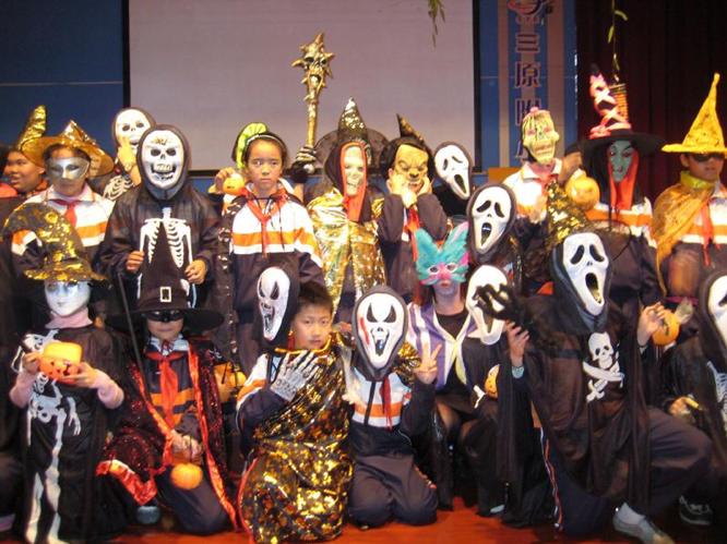 成都三原外国语学校怎么样,全国有几所外国语小学