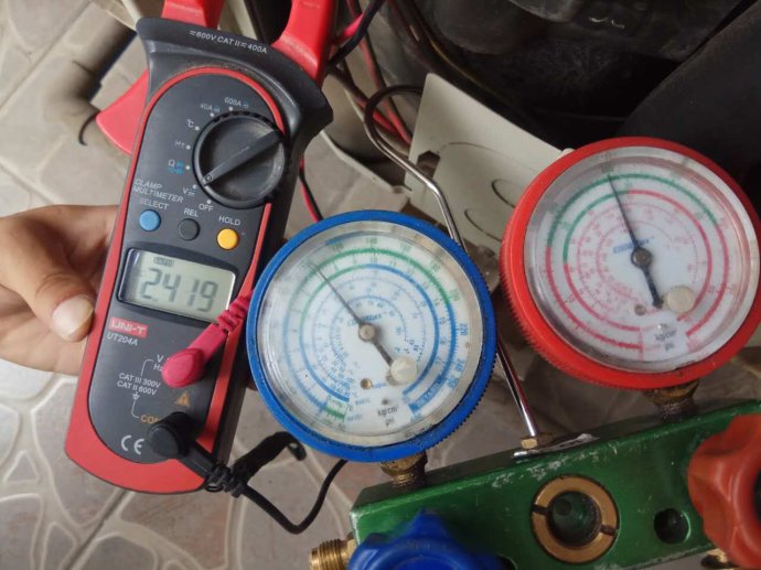 安装空调没有危险的高空也收费吗,空调安装豪华不锈钢架收费价目表