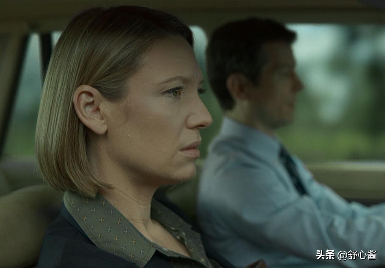 职业女性总被拍成笑话？这部高分美剧的女主，就是个打脸的反例