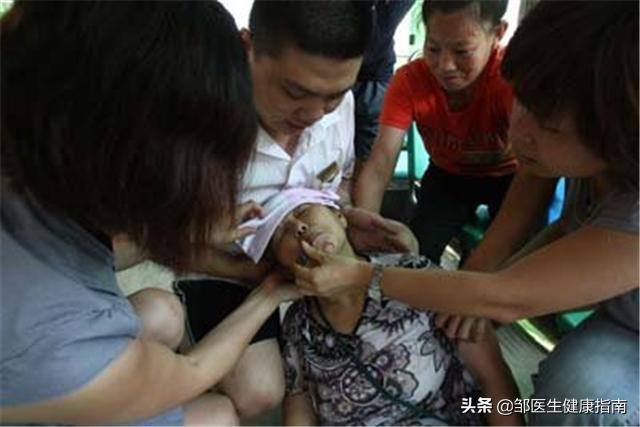 高温中暑严重可致死医生紧急提醒,高温中暑及急救方法