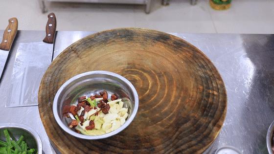 腐竹焖鸭的做法大全集,无水焖鸭煲做法