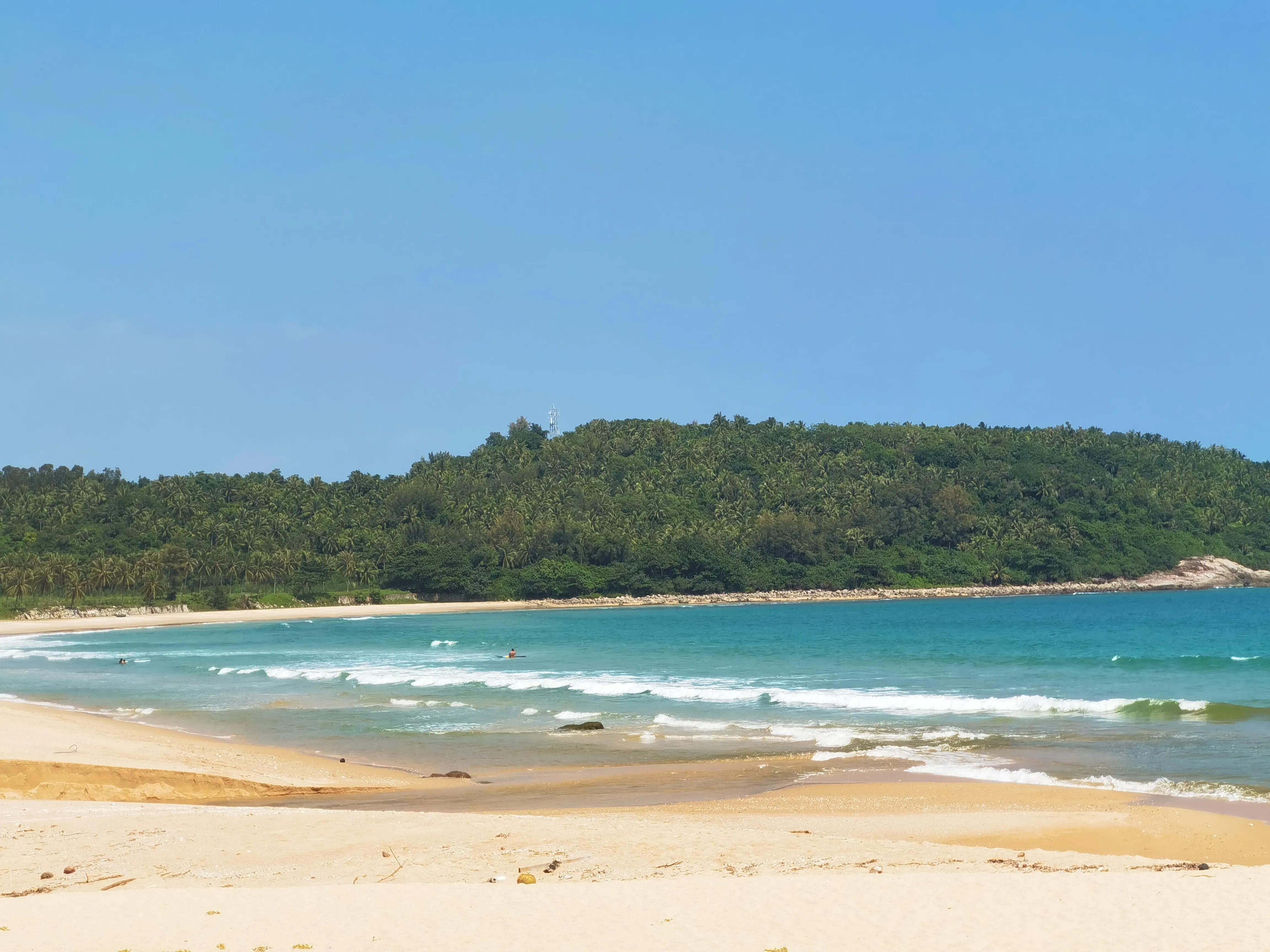 三亚女孩摆摊创业,三亚创业做什么生意好