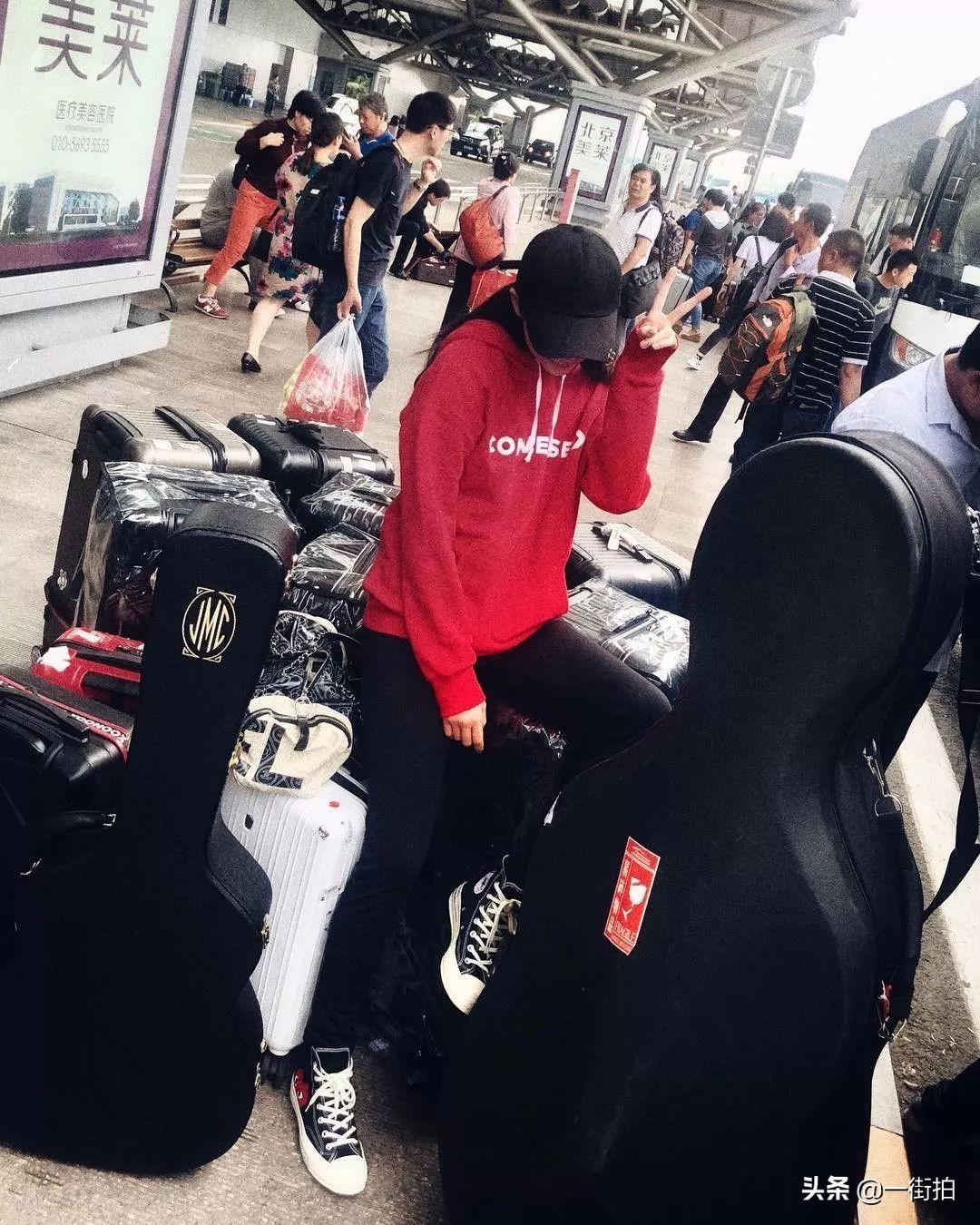 匡威裤子欧阳娜娜同款,欧阳娜娜同款裤子匡威