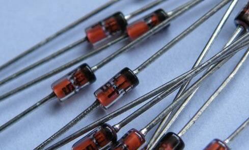 二极管和稳压二极管区分,稳压二极管大小有什么区别