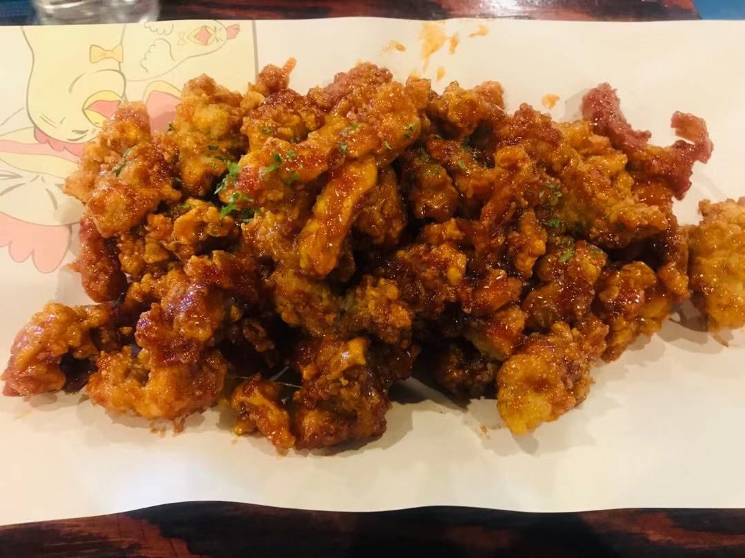 与其魂牵人间不如自成宇宙,与其互为宇宙不如自成江湖