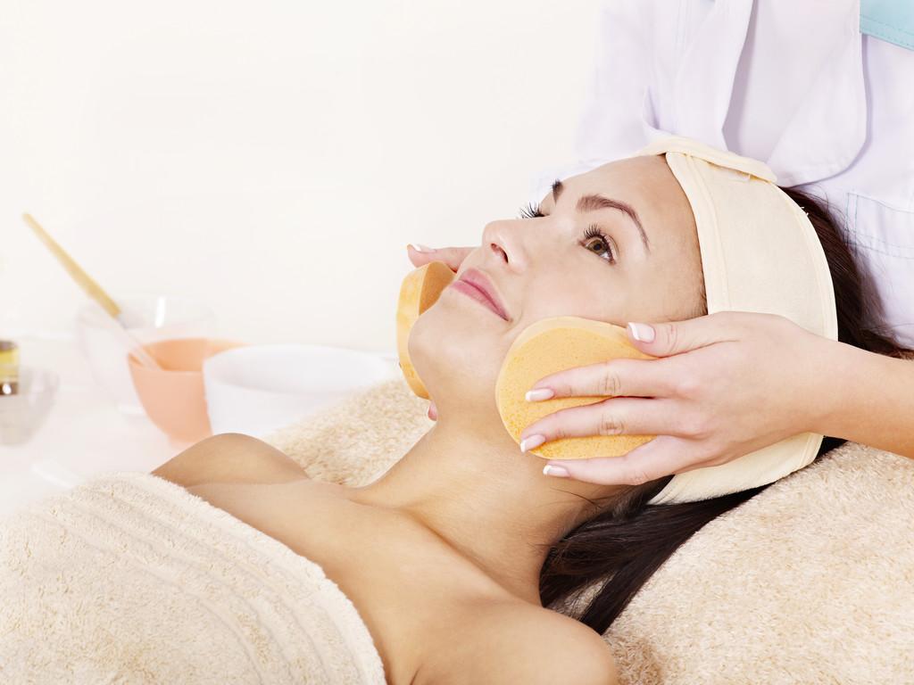 如何护理美丽的面部肌肤,面部肌肤如何保养