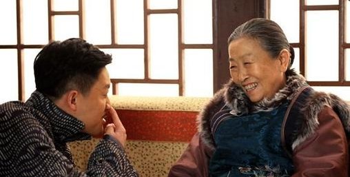 张少华的妈妈什么时候去世的,张少华饰演母亲视频