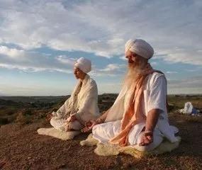 想练瑜伽但又怕疼,想练瑜伽没有毅力怎么办