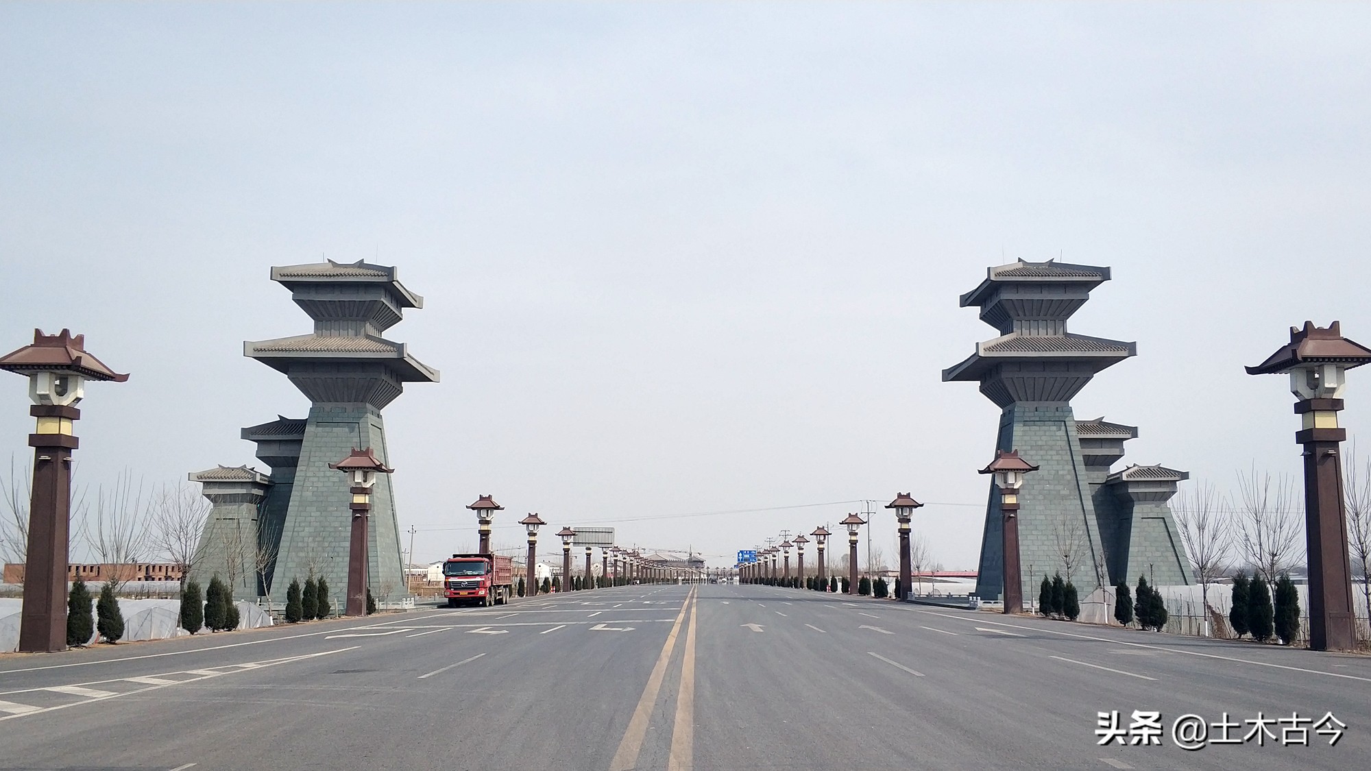 寻找迷失的邺城,还有铜雀台上那传神的“二乔”