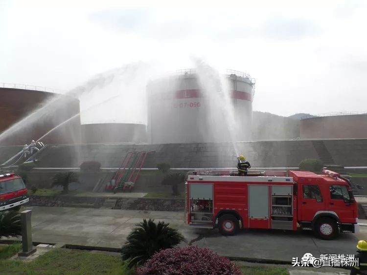 加油站除了加油员，原来还有这么多工种，最美“蓝精灵”们，带你了解不一样的株洲石油