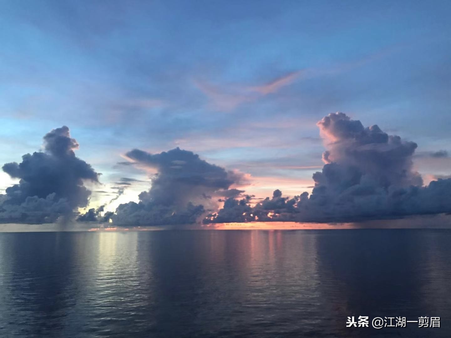 《海的女儿》故事,海的女儿故事简介150个字