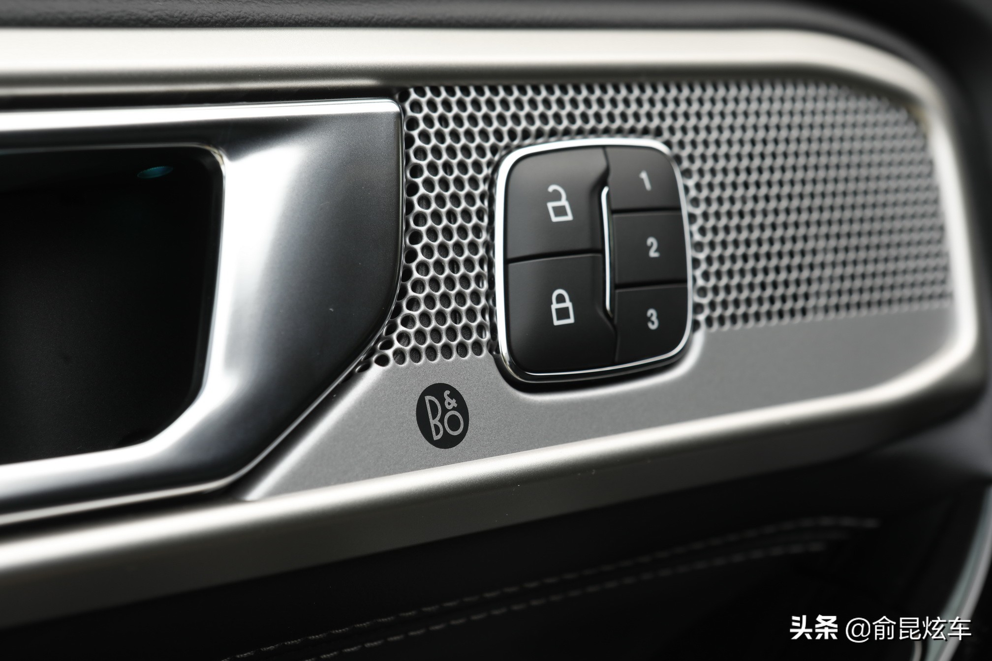 全新大七座suv福特探险者,帅气十足的性能轿跑suv