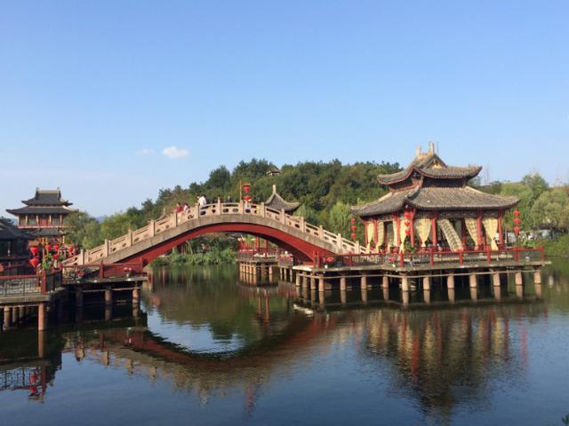 横店影视创始人,横店的创始人