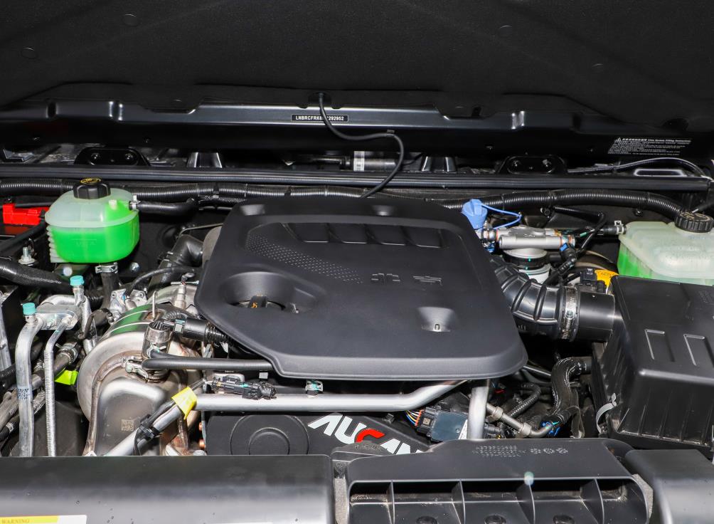 柴油suv哪一款稳定性最好,suv好还是轿车适合家用