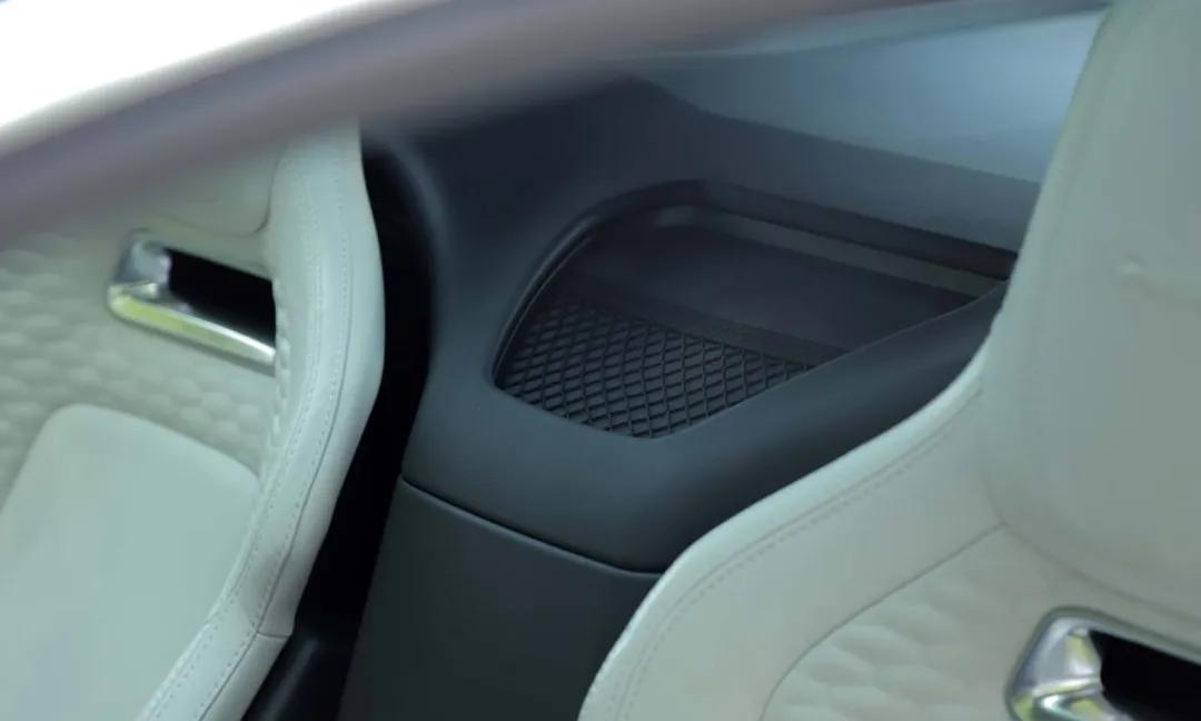 2018款3.0t捷豹f-type现车,捷豹f-type对比保时捷911