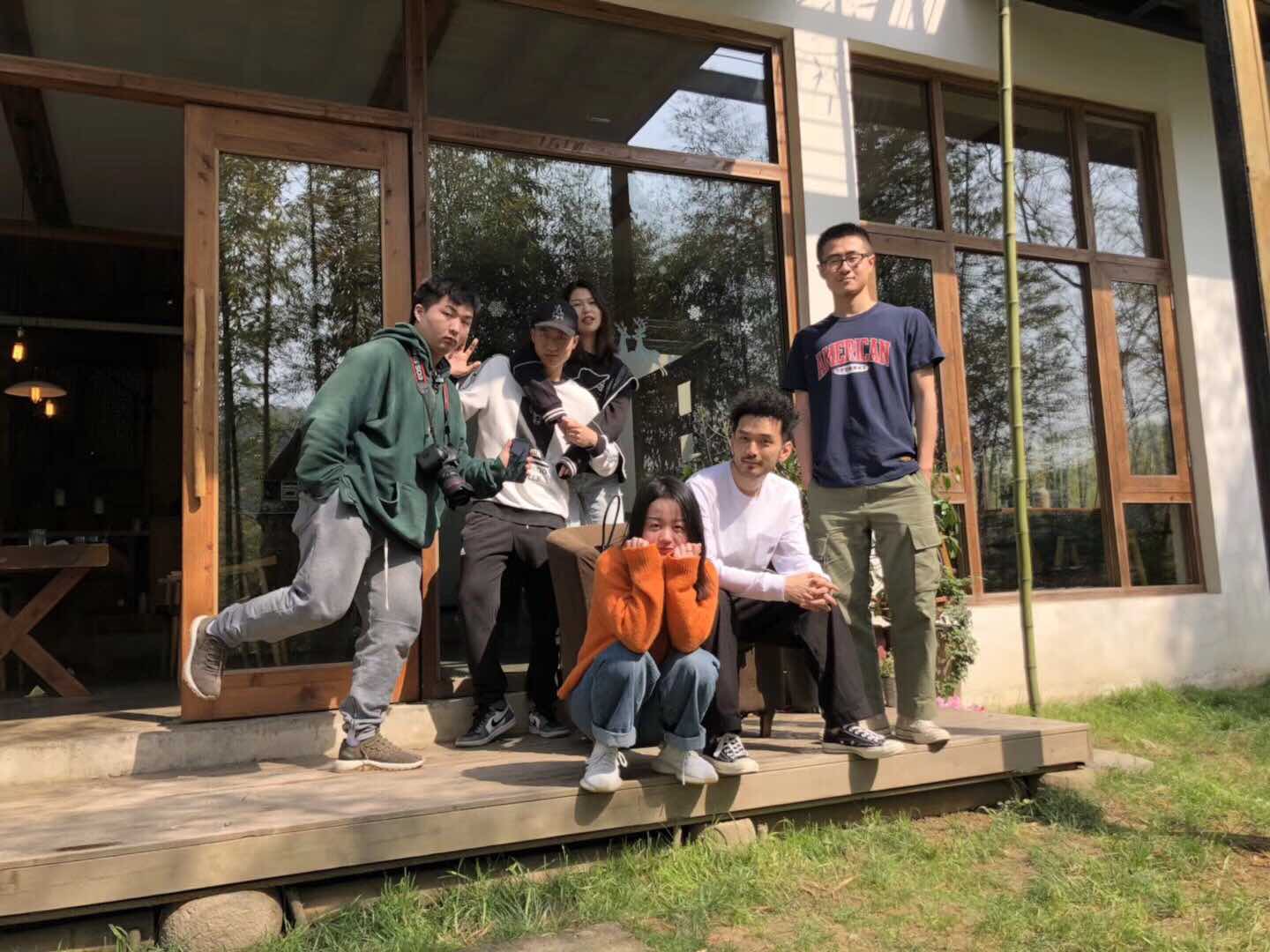 把男装定位卖给女性客户,叛逆大学生借4万块开网店两年年销600W