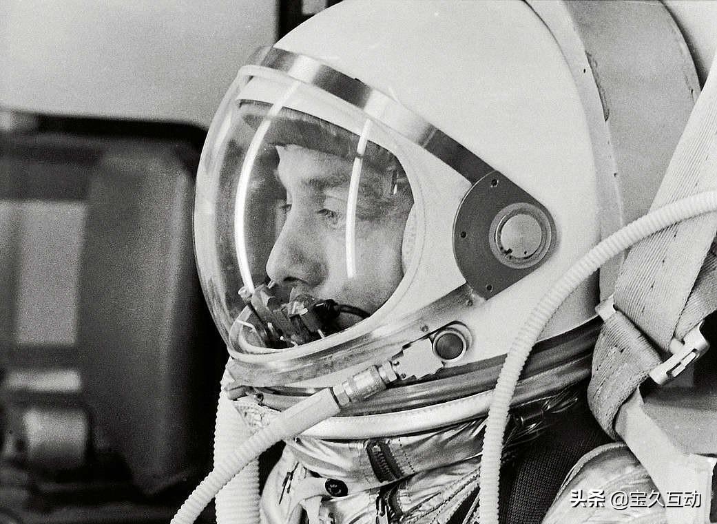 有味道的推文|揭秘太空时代的“排泄”指南