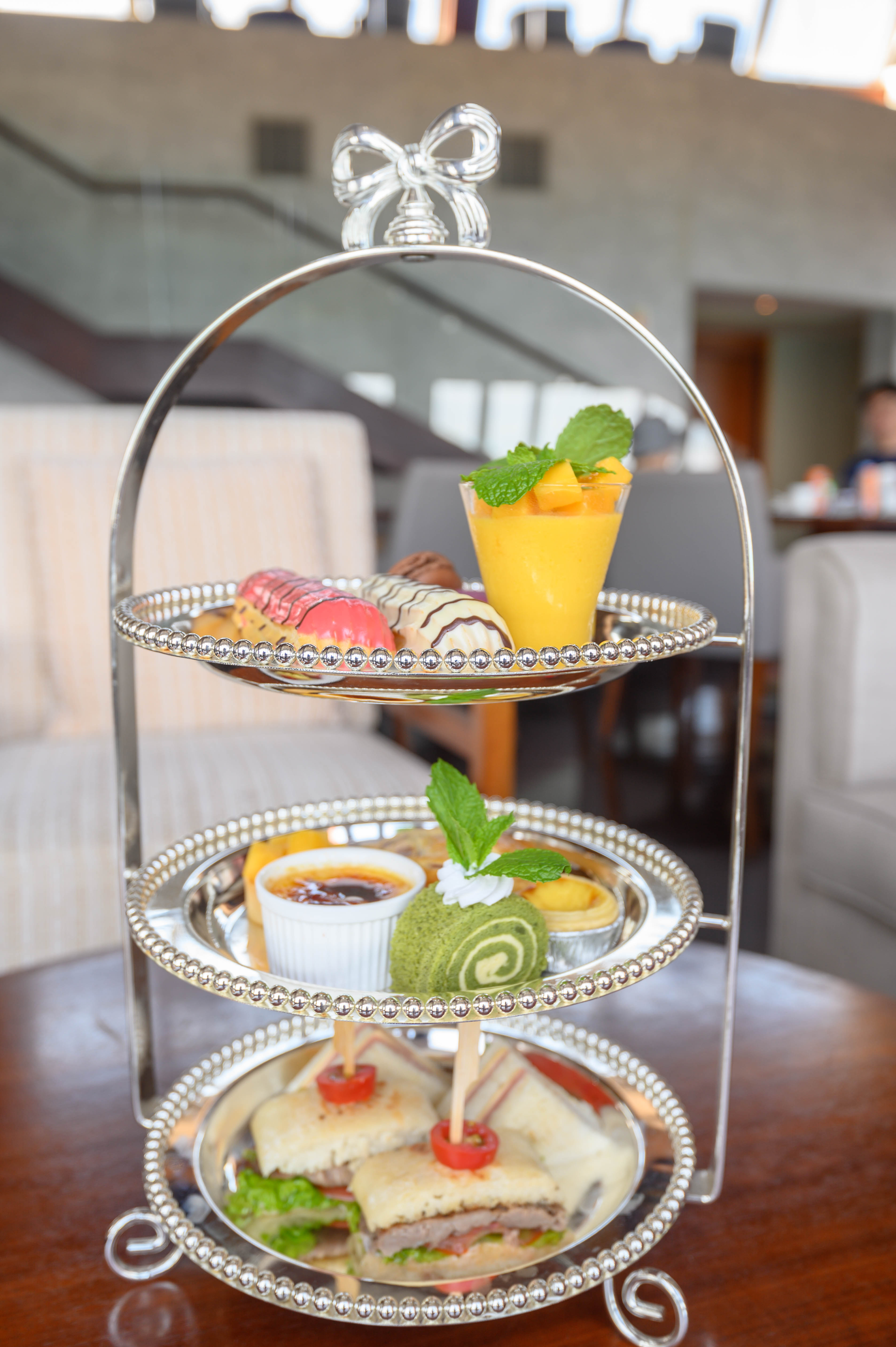 夏天的三亚海边有多热,三亚的夏天比广州和深圳都要凉快