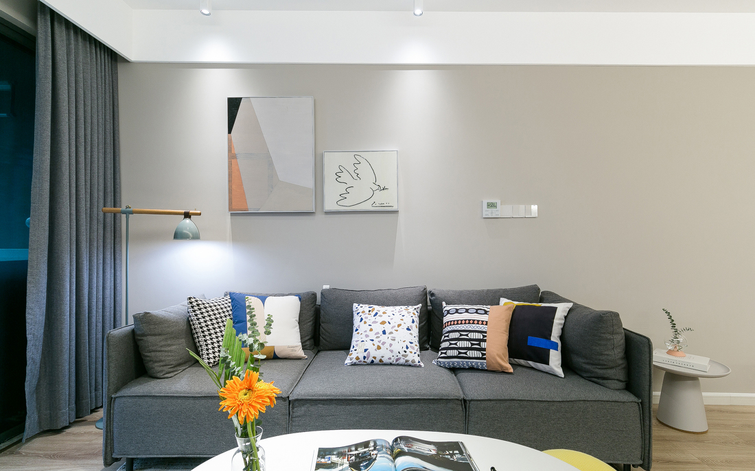 软装家居搭配现代简约沙发,家居软装搭配多功能沙发