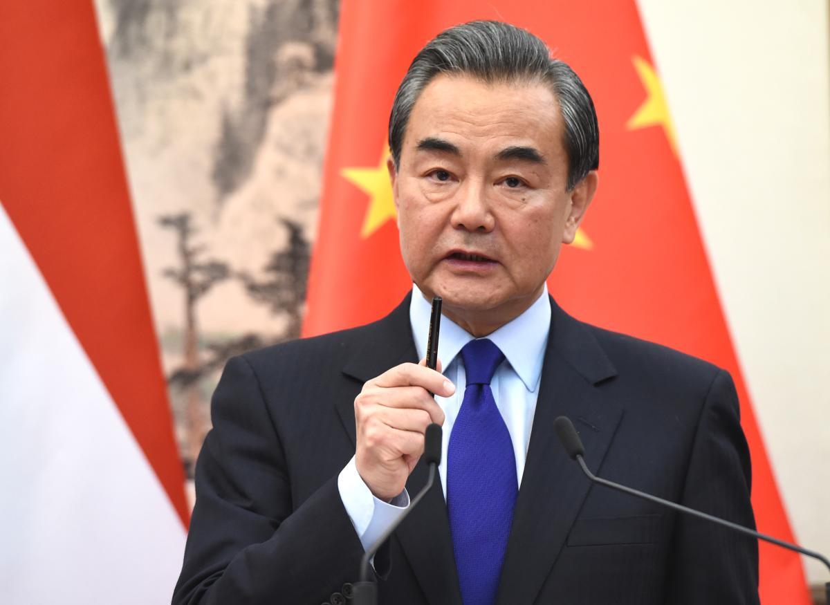 贴地飞行磁浮,全球首款磁悬浮列车