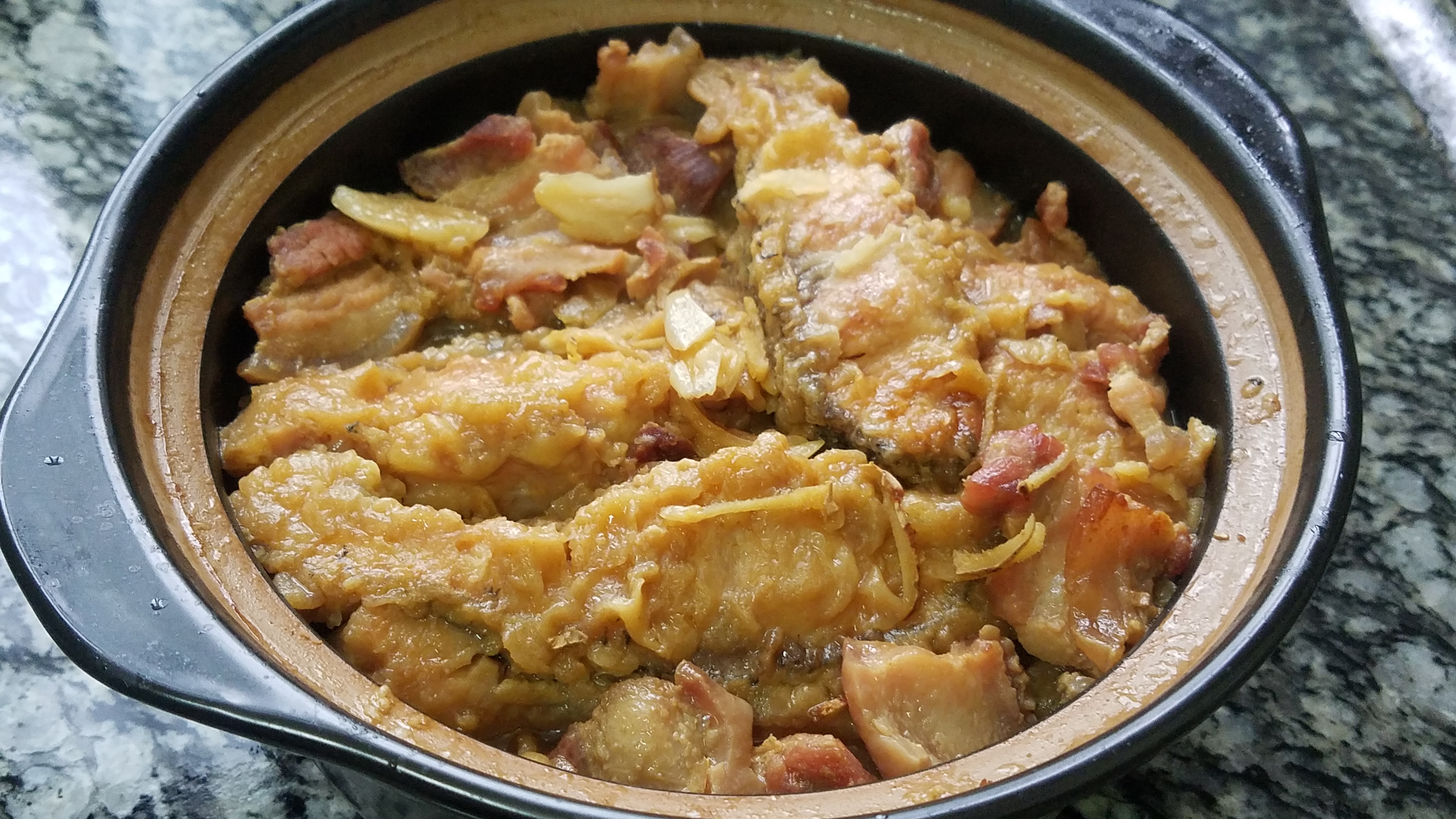 五花肉焖鱼干的做法,豆豉焖鱼五花肉的做法